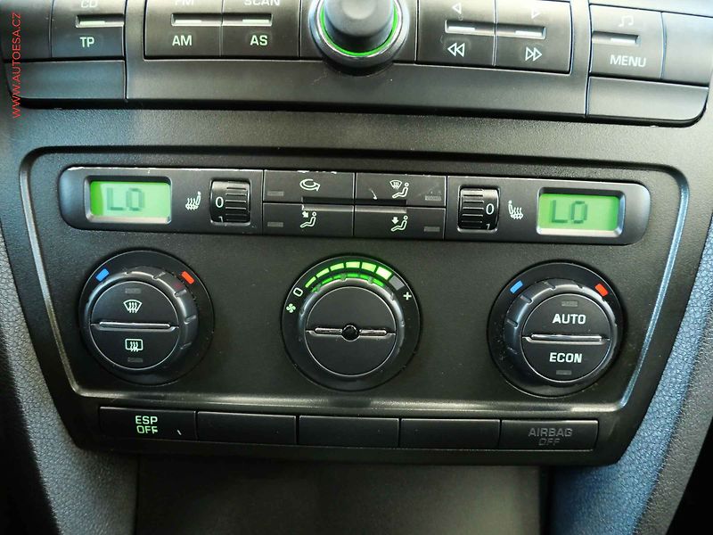 Škoda Octavia (2006) 1.6i, AC, temp - fotka 19 z 20