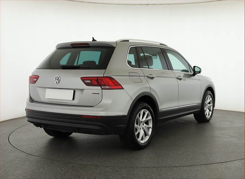 Volkswagen Tiguan (2018) Comfortline 2.0 TDI - fotka 5 z 17