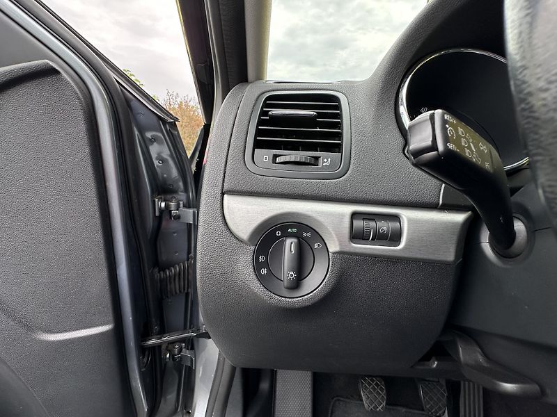 Škoda Yeti (2011) 1.2TSI/77kW *XENON*2.Maj.* 4x2 - fotka 6 z 36
