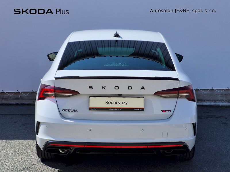 Škoda Octavia (2025) RS 2.0 TSI 195kW - fotka 9 z 30