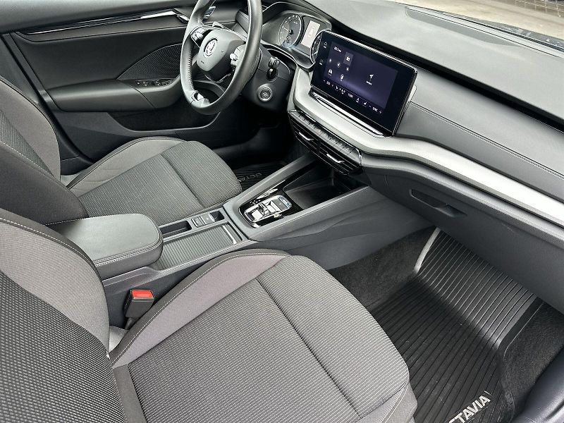 Škoda Octavia (2024) Combi 2.0 TDI 4x4 DSG Fresh - fotka 8 z 36