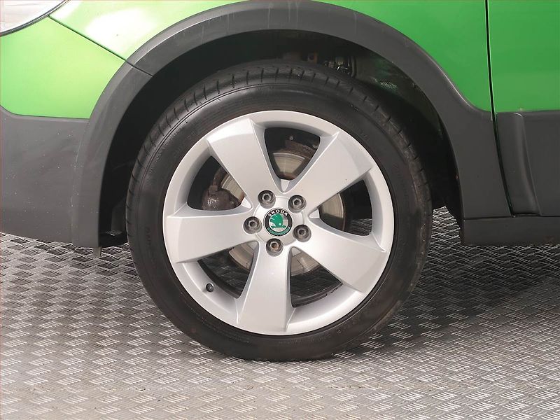 Škoda Fabia (2012) Scout 1.2 TSI, Tempomat - fotka 14 z 16