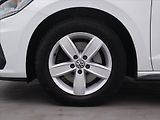 Volkswagen Touran 1,8 TSI 132kW DSG R-Line 7míst - náhled 31