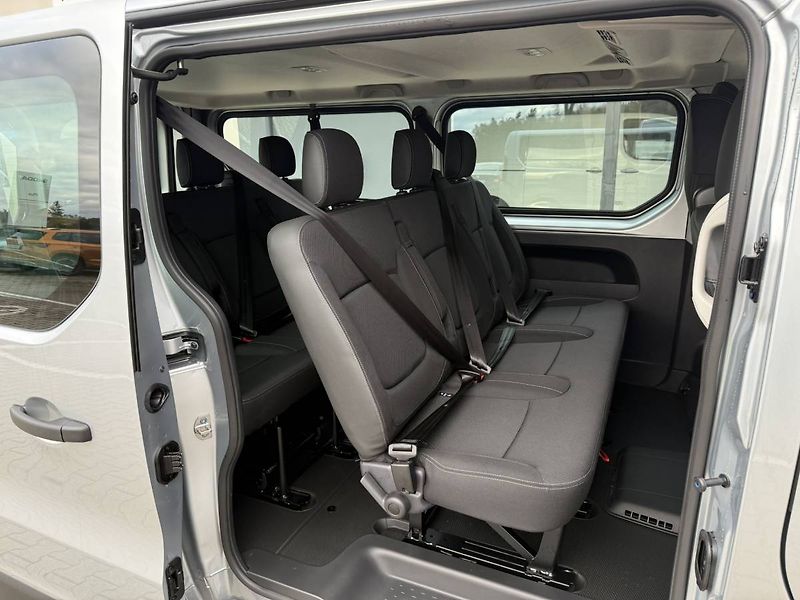 Renault Trafic Equilibre L2 Blue dCi 150 MT6/ - fotka 17 z 23
