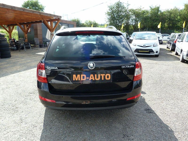 Škoda Octavia 2.0 TDI - fotka 6 z 18