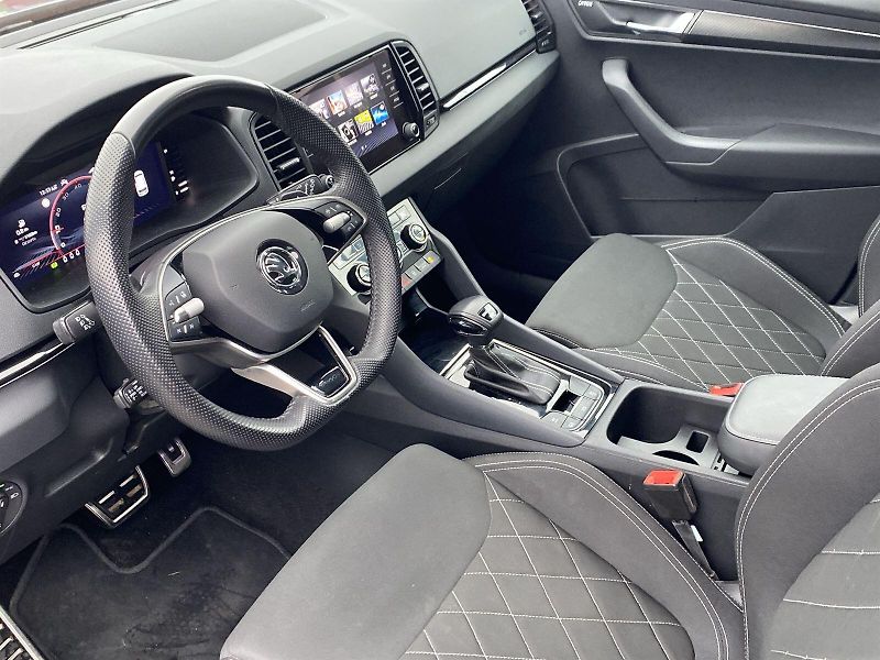 Škoda Karoq (2024) 2.0 TDI 4x4 DSG Sportline - fotka 9 z 38