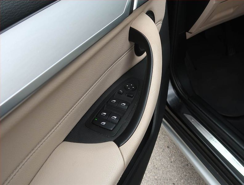 BMW X1 (2019) xDrive20d, 4X4, Automat - fotka 18 z 23