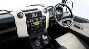 Land Rover Defender Works V8.
