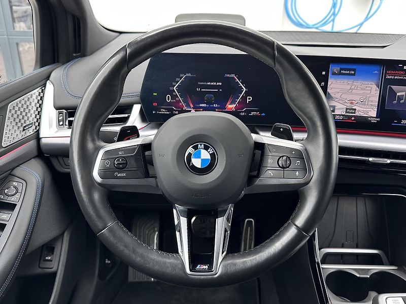 BMW Řada 2 218i ActiveTourer M-Sport - fotka 10 z 26