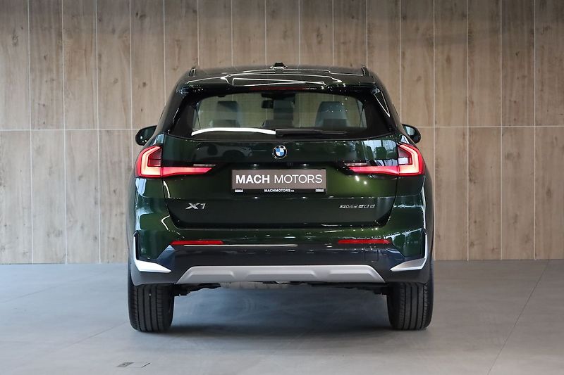 BMW X1 20d sDrive,X-Line,Harman,Tažné - fotka 5 z 33