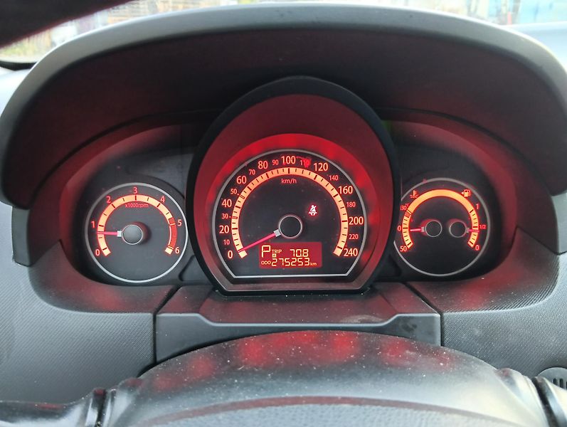 Kia Ceed (2010) 1.6D/85kW, automat, výhřev, AC - fotka 8 z 24
