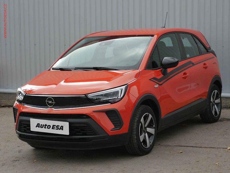 Opel Crossland (2021) 1.2PT, ČR, AC, LED, park - fotka 3 z 24