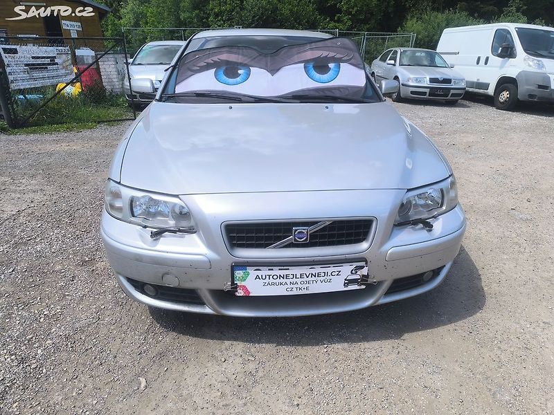 Volvo S60 220KW,4X4,MANUÁL,SERVISKA,CENA - fotka 2 z 23