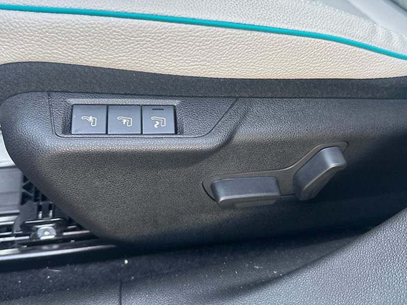 Fiat 600 (2025) La Prima Turbo 1,2 (136k) - fotka 24 z 26