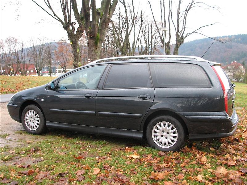 Citroën C5 2,0 16V HPI Xenony,Kůže  Exclu - fotka 15 z 54