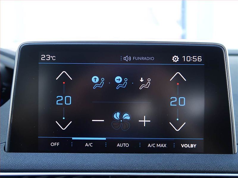 Peugeot 3008 (2018) 1.5 BlueHDi, Automat - fotka 19 z 19