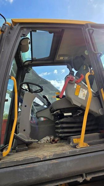 Volvo (2014) EW140D bagr 17t vývody 4lopaty - fotka 9 z 11