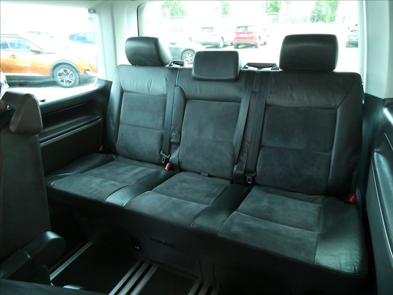 Volkswagen Multivan 2,0 TDi DSG 4x4,závěs,HIGHLINE - fotka 23 z 44