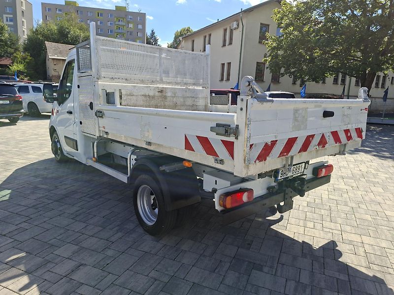 Renault Master (2019) 2,3 DCi, tupláky,tažné 3,5,DPH - fotka 15 z 35