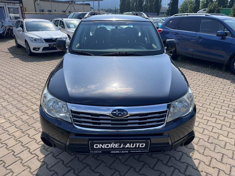 Subaru Forester (2009) 4X4 2,0i 110 KW TAŽNÉ 2. MAJ - fotka 7 z 42
