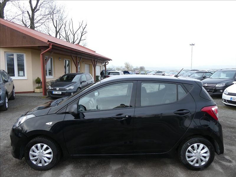 Hyundai i10 1,0 i 1.majitel,serviska,2x ko - fotka 6 z 38