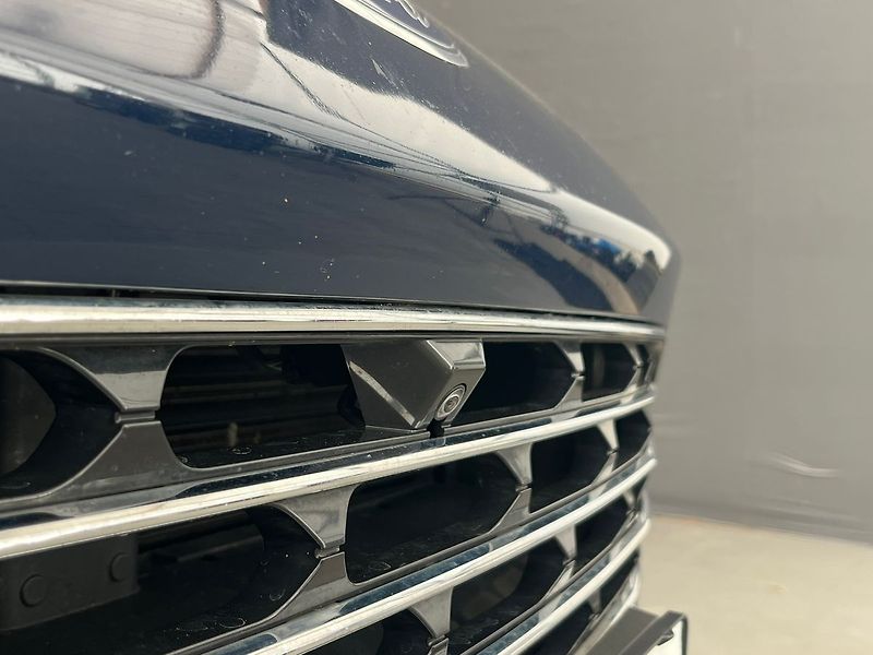 Ford Kuga 2.5 HEV 4x4 TITANIUM - fotka 46 z 78