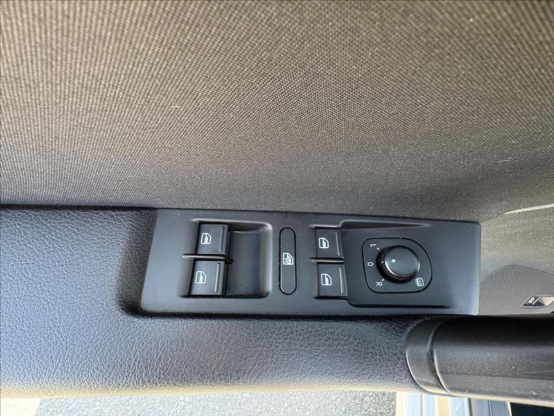 Volkswagen Passat 2,0 TDi130kW Xen,ACC,Pano,NezT - fotka 4 z 41