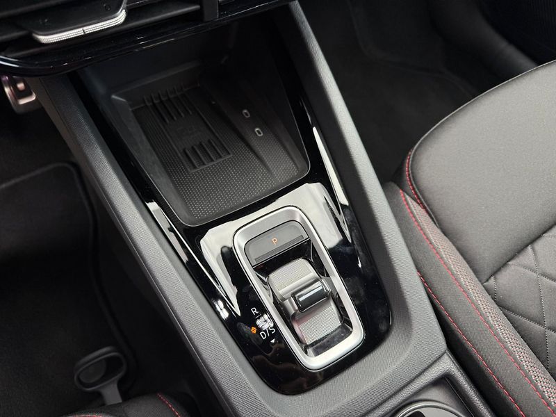 Škoda Octavia RS 2.0 TSI 195 KW DSG Combi - fotka 21 z 28
