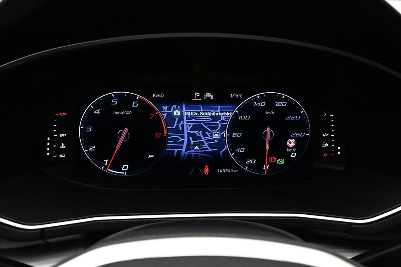 Seat Tarraco 2,0 TSI 180 kW 4x4 DSG X-Perie - fotka 16 z 33