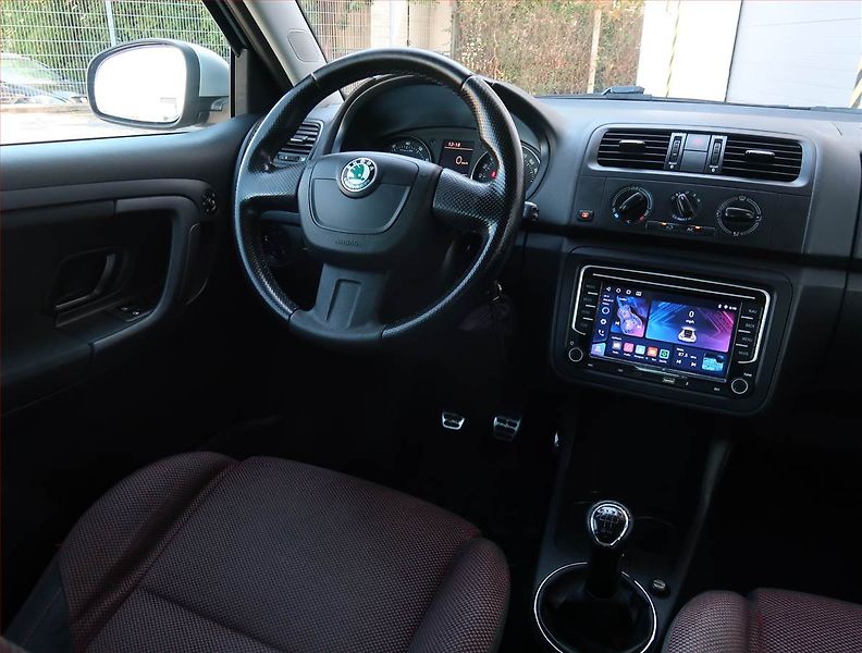 Škoda Fabia (2010) Sport 1.2 TSI, po STK - fotka 7 z 15