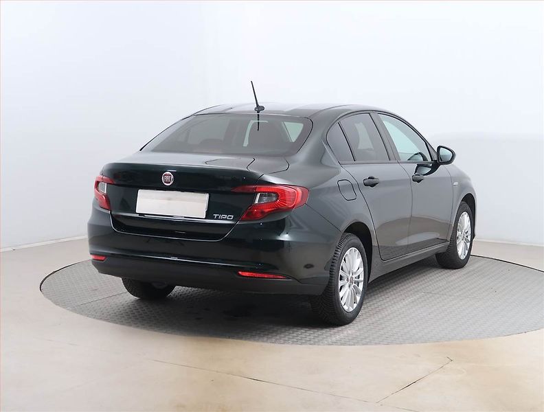 Fiat Tipo (2024) 1.0 FireFly, ČR,1.maj - fotka 5 z 14