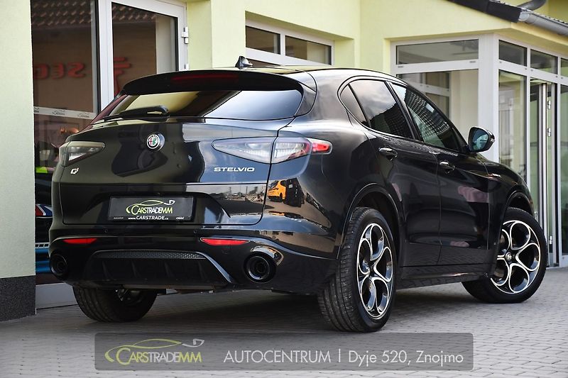Alfa Romeo Stelvio 2.0T 16V 206kW VELOCE AT8 Q4 - fotka 5 z 49