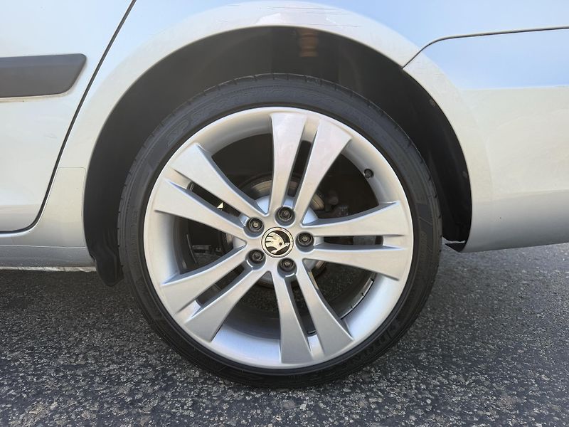 Škoda Fabia 1,2TSI 63kW Combi*NOVÉ ROZVODY - fotka 11 z 58