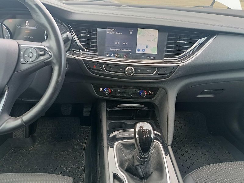 Opel Insignia ST 2.0 CDTi 4x4 - fotka 33 z 45