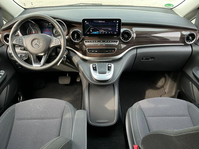 Mercedes-Benz EQV (2021) EQV 300 Long - fotka 9 z 17