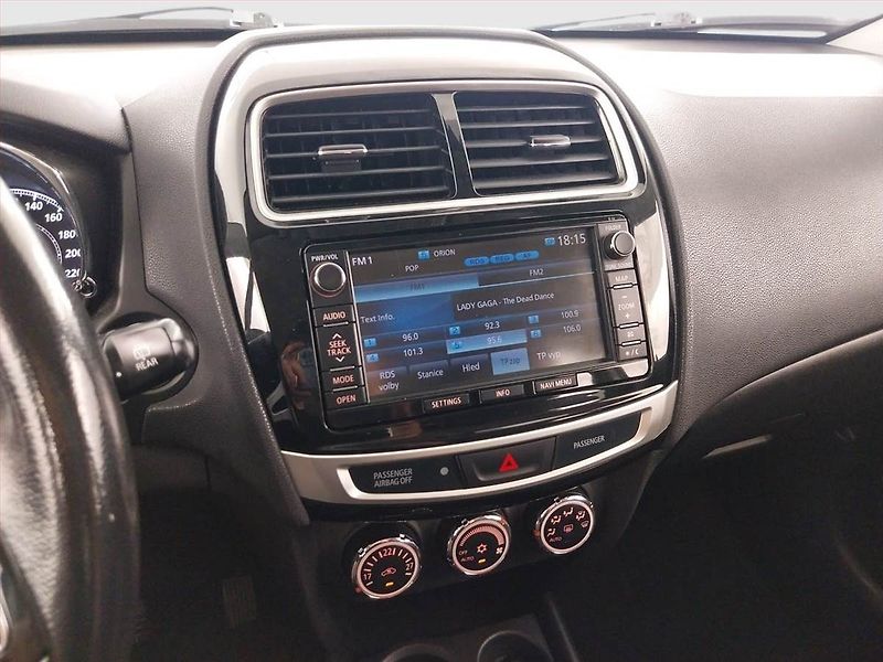 Mitsubishi ASX (2016) 2.2 DI-D, 4X4, Automat - fotka 12 z 25