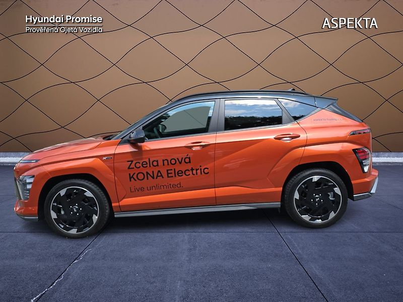 Hyundai Kona EV 64,8kWh NLine Style Premium - fotka 2 z 31