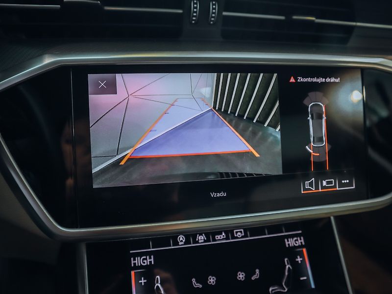 Audi A6 50TDI Quattro ACC Sport - fotka 26 z 28