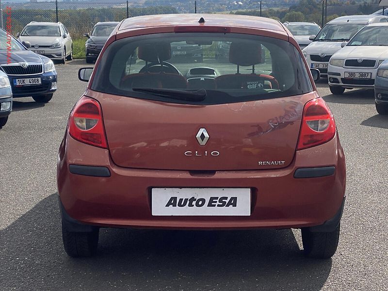 Renault Clio (2008) 1.2 i, ČR, Temp.STK1/27 - fotka 5 z 20