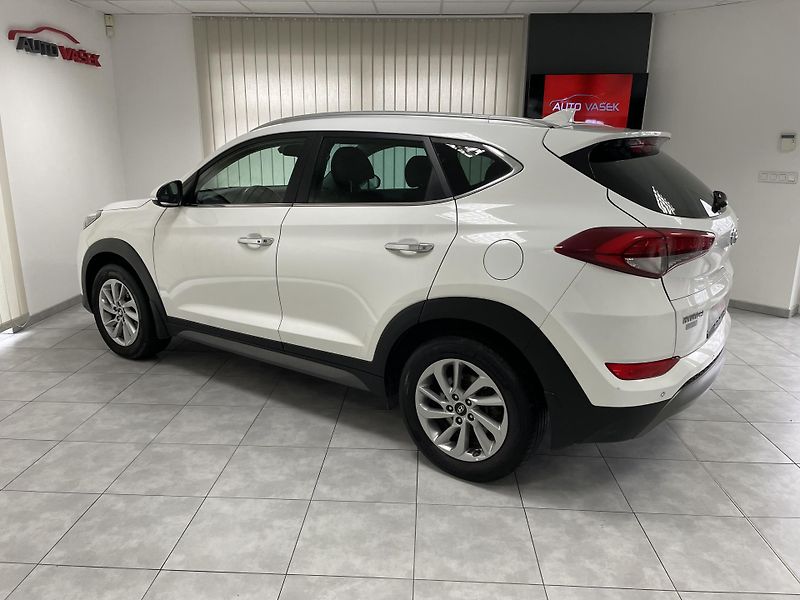 Hyundai Tucson 1.6 T-GDi 4x4 AT ČR 1.MAJ SER. - fotka 8 z 28