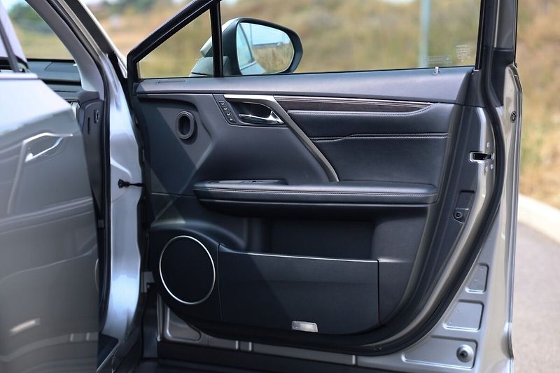 Lexus RX 450h 450H 3,5 HEV LUXURY - fotka 11 z 30