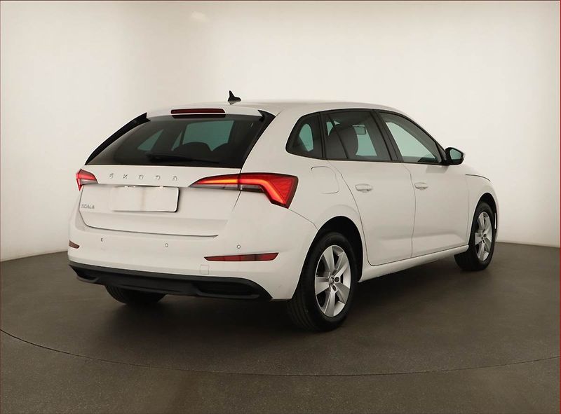 Škoda Scala (2021) 1.0 TSI, Tempomat - fotka 5 z 12