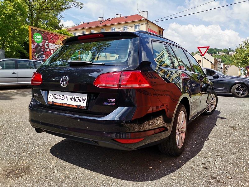Volkswagen Golf Variant (2014) 1.2TSi 77kw PDC - fotka 5 z 27