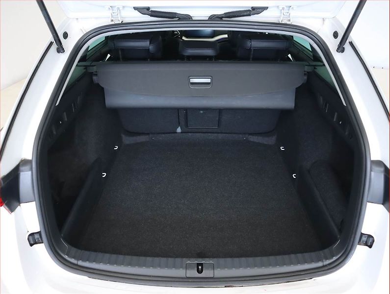 Škoda Octavia (2020) 2.0 TDI, Automat, Serv.kniha - fotka 14 z 25