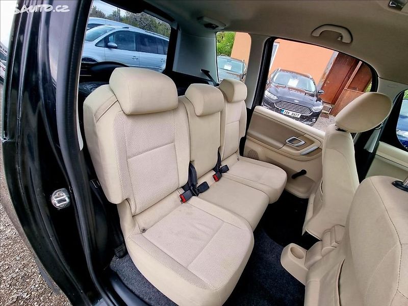 Škoda Roomster (2007) 1,2 12V HTP Com - fotka 19 z 22
