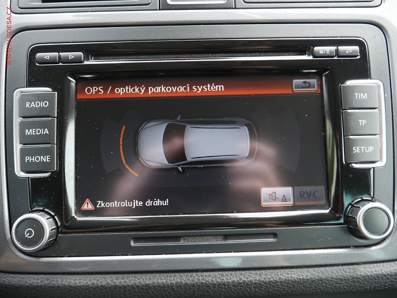 Volkswagen Tiguan (2012) 2.0TDi 4x4, ČR, Bixen, AC - fotka 17 z 19