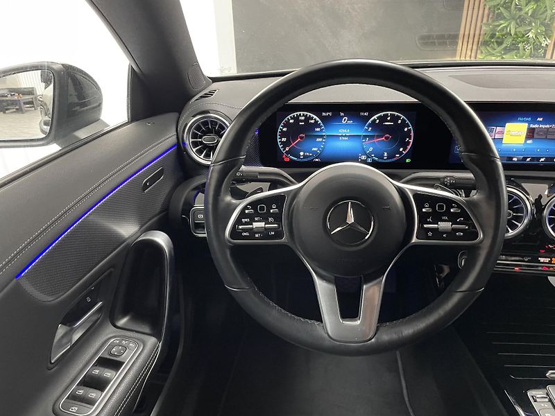 Mercedes-Benz CLA 200 AT ČR , REZERVACE - fotka 22 z 34