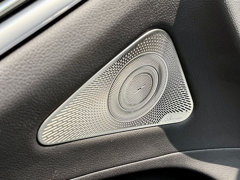 Mercedes-Benz Třídy S (2021) 350 d 4MATIC - fotka 29 z 48