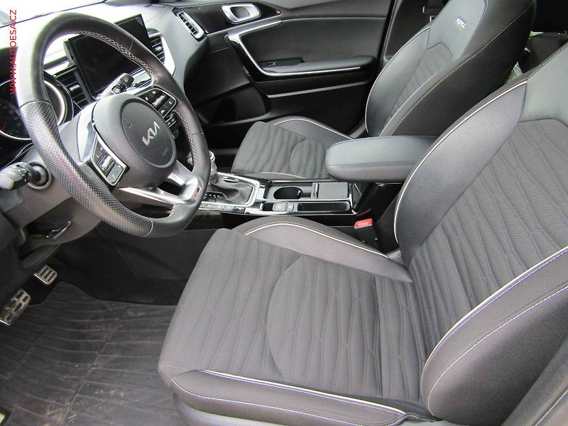 Kia XCeed (2023) 1.5T-GDi, ČR, AT, LED, navi - fotka 8 z 22