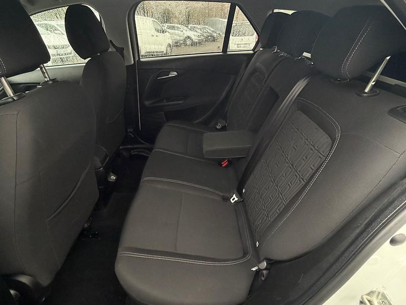 Fiat Tipo 1.6 MultiJet 130 k - fotka 25 z 27